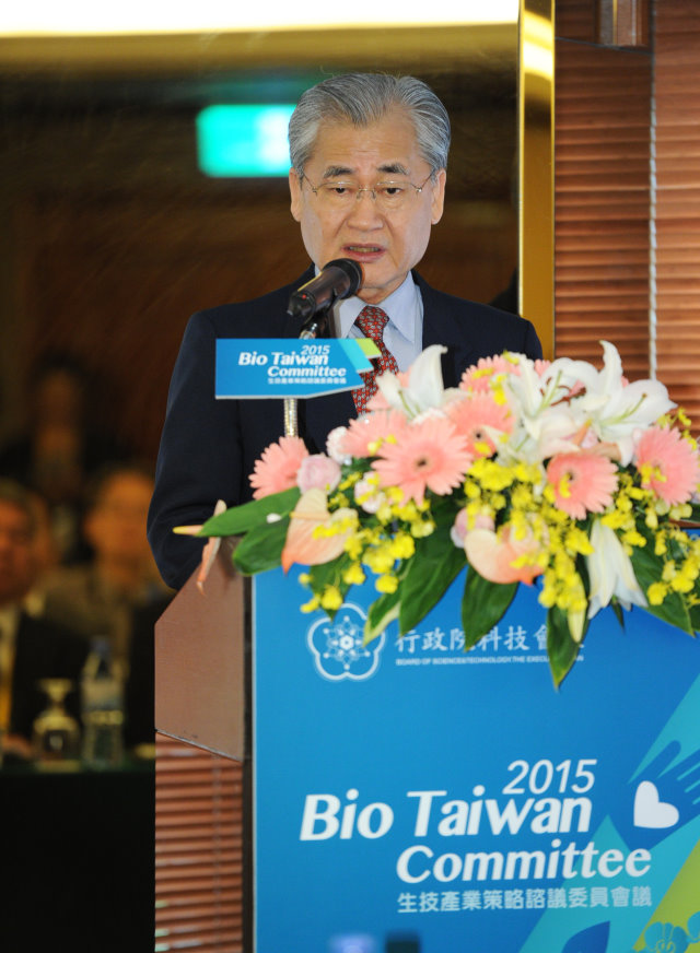 bio_11557_20150910.JPG